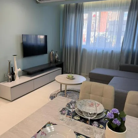 Apartment Rion & Marsi By Hais