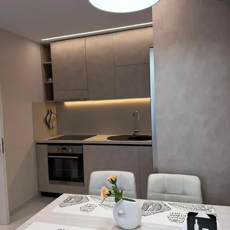 Apartment Rion & Marsi By Hais *