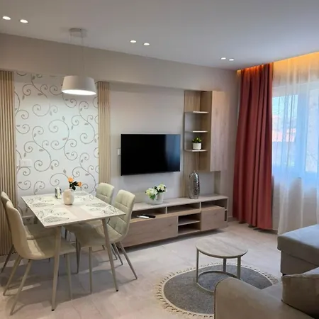 Apartment Rion & Marsi By Hais Shkoder